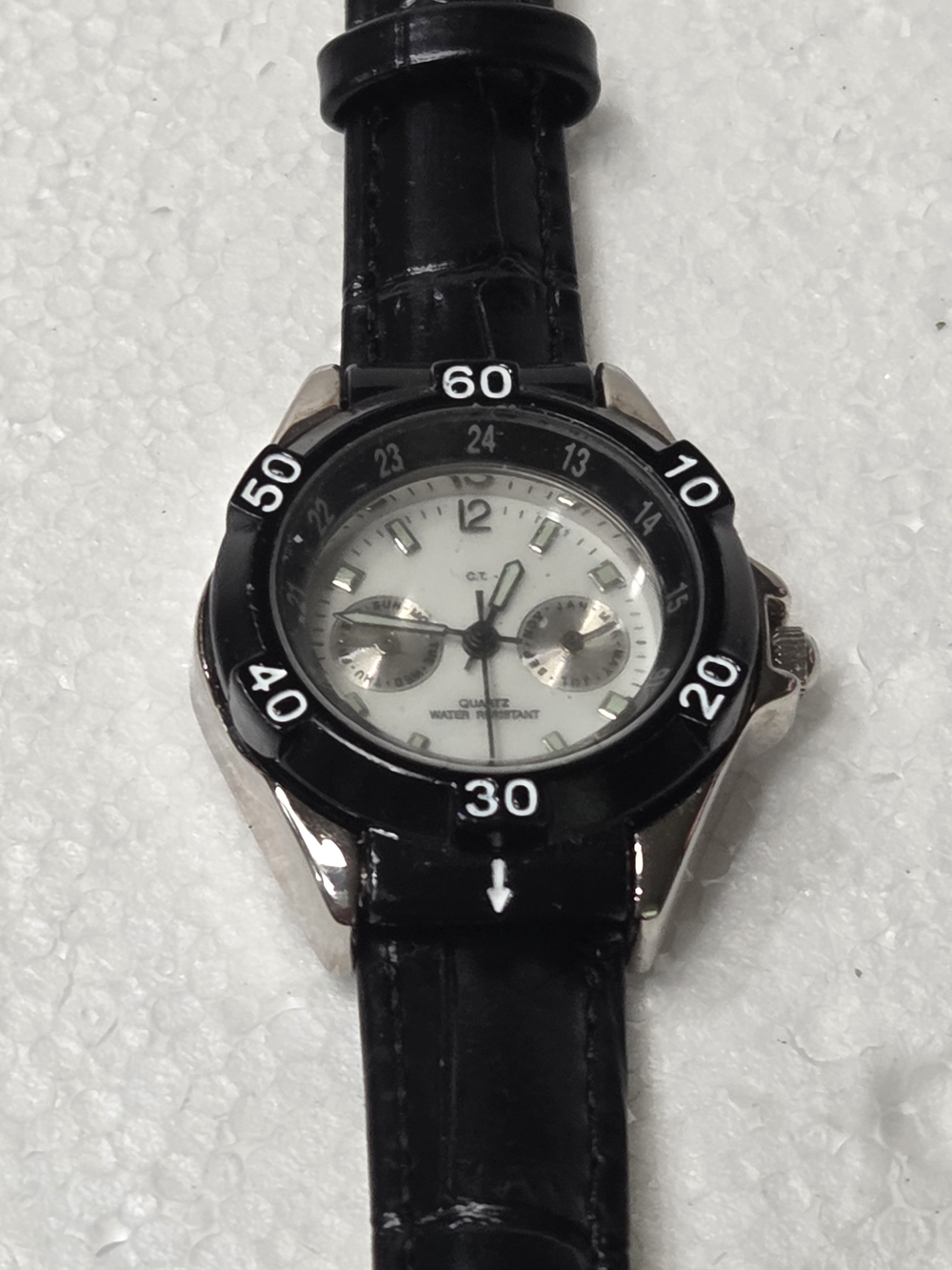 Classic Black Womens Quartz Watch - Black
